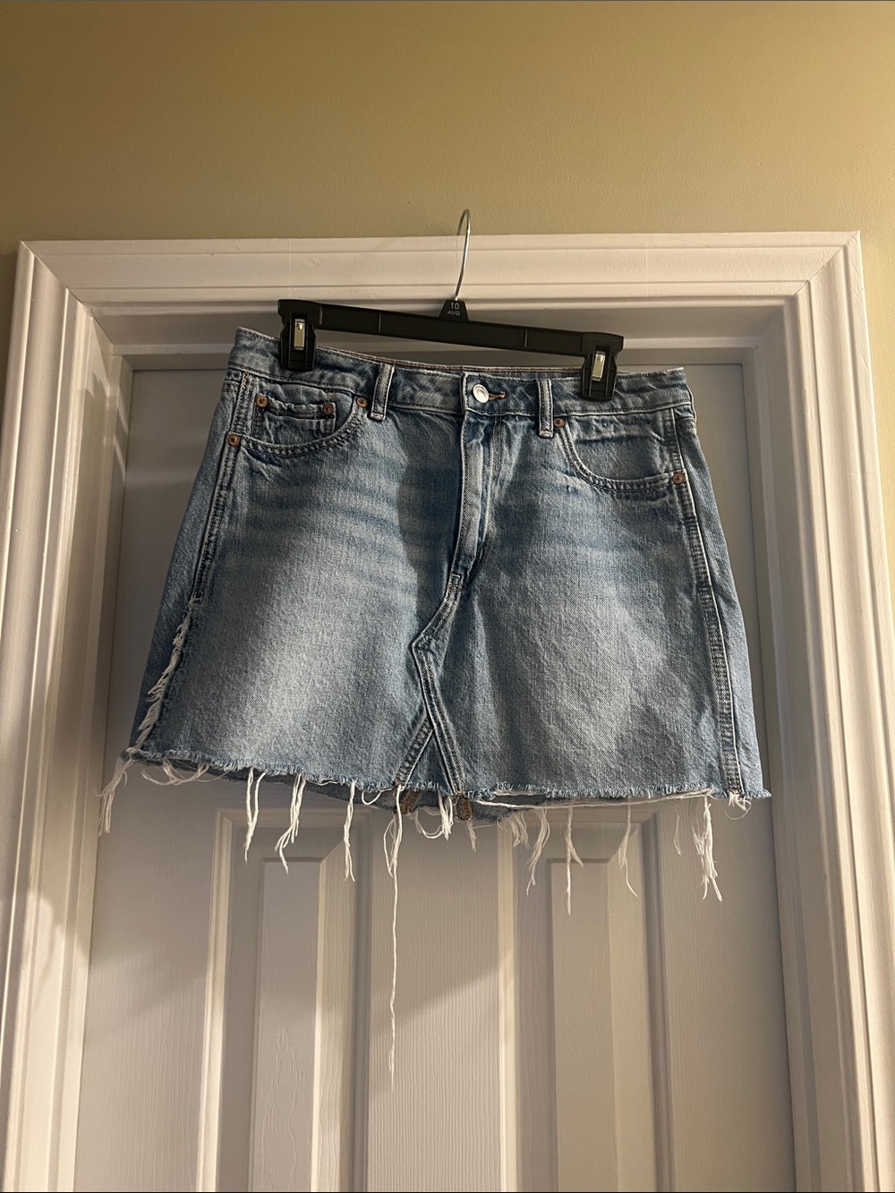 American Eagle Frayed Hem Mini Skirt